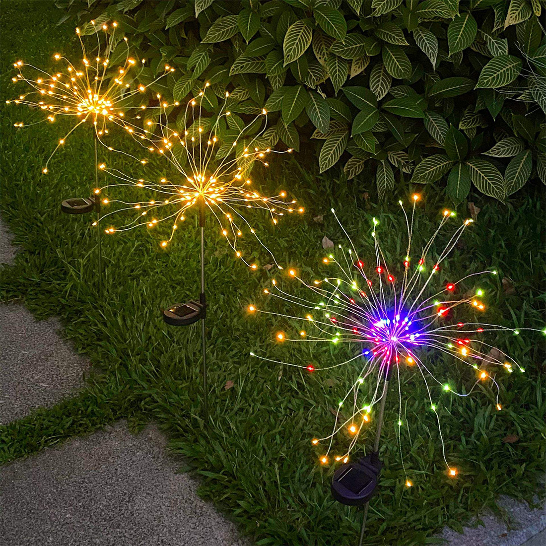 Outdoor LED Solar Firework Light Scene Picture