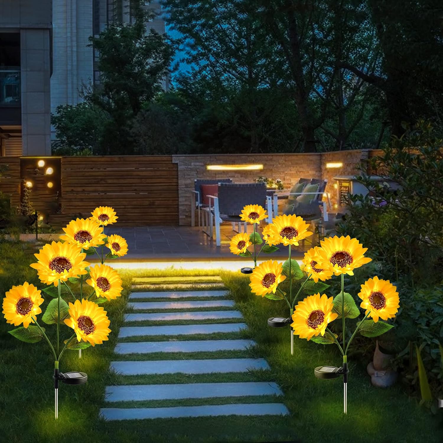 Solar Sunflowers LED Stake Light Scene Picture