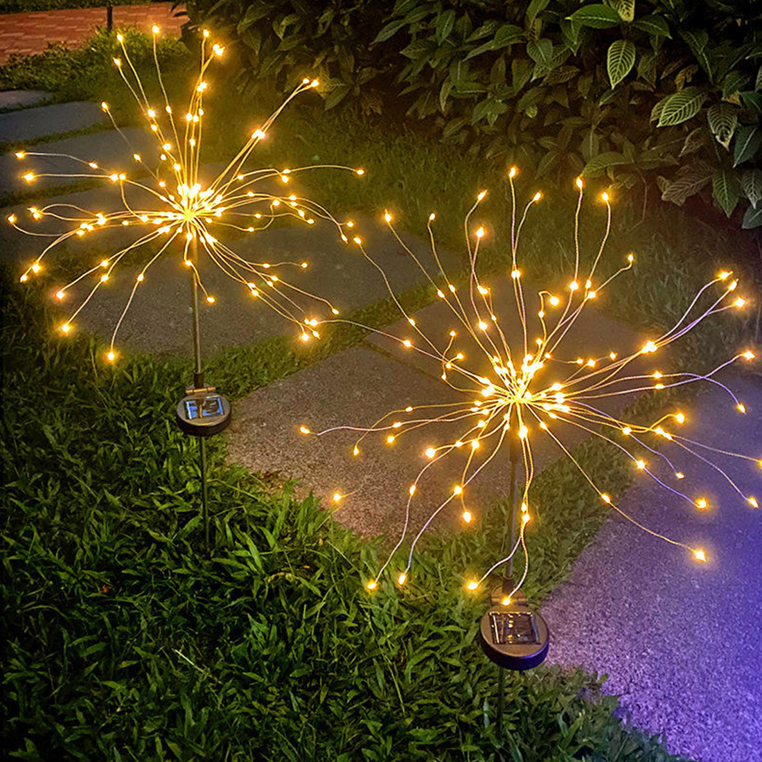 Outdoor LED Solar Firework Light Scene Picture