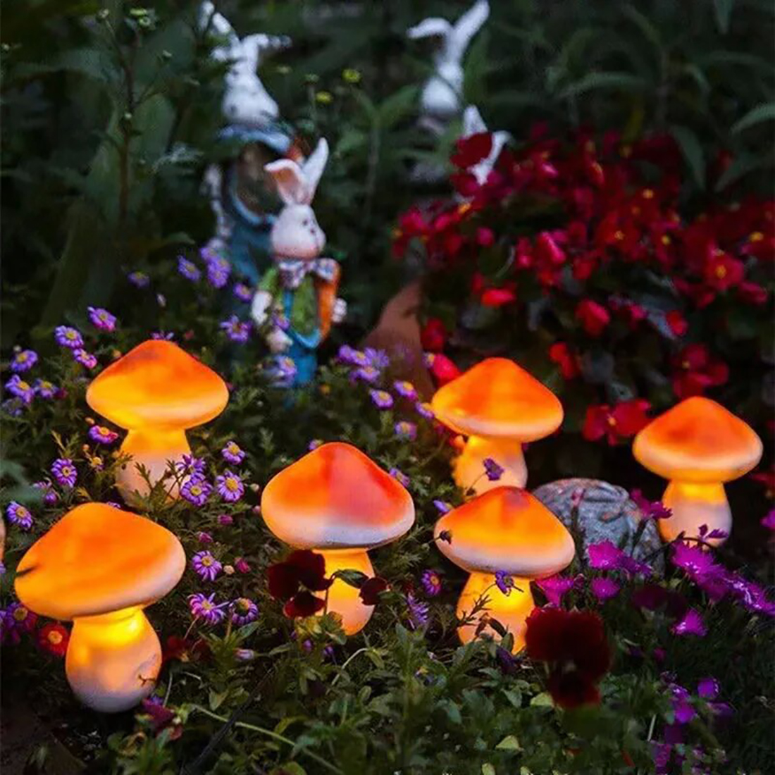 LED Solar Fairy Mushroom Lights Scene Picture