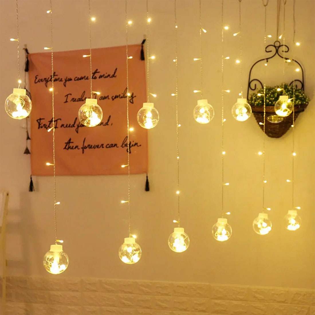 Globe LED Fairy Curtain Light Scene Picture