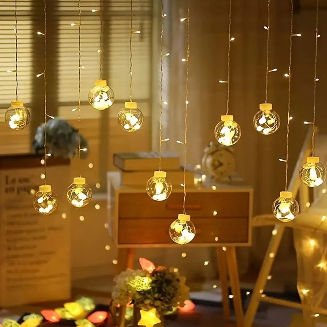 Globe LED Fairy Curtain Light Scene Picture